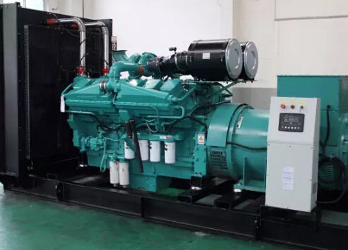 顺庆发电机如何选择合适的除垢剂来清洗水冷式机油散热器？